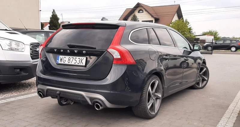 Volvo V60 cena 49999 przebieg: 218000, rok produkcji 2014 z Dobra małe 211